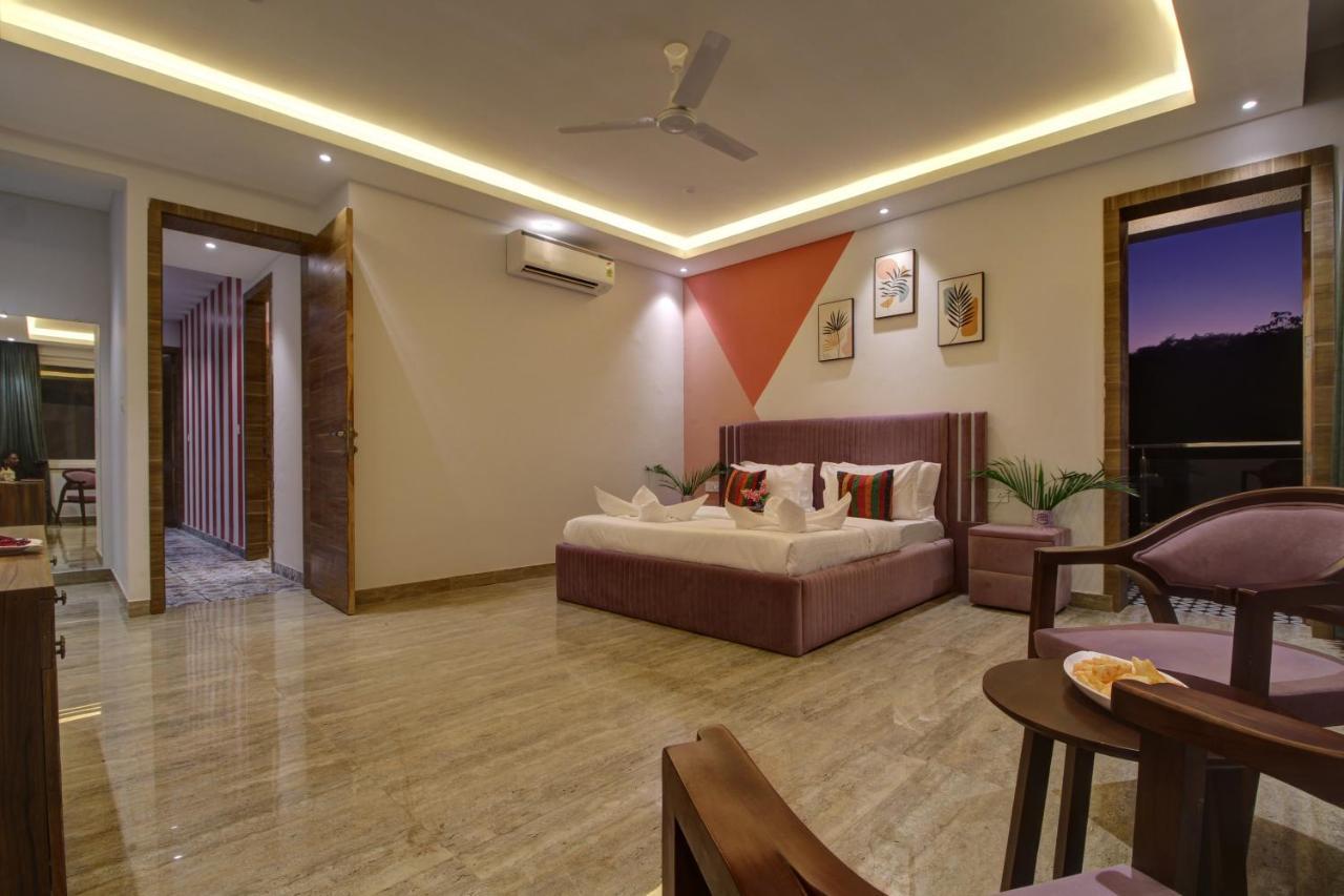 Euphoria Luxury Villa - 5Bhk - Private Pool - Jacuzzi, Baga Bagian luar foto