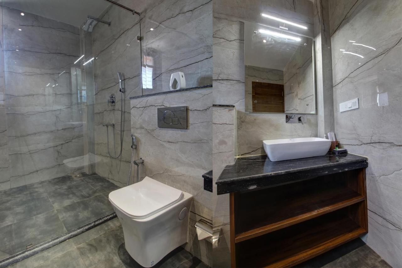 Euphoria Luxury Villa - 5Bhk - Private Pool - Jacuzzi, Baga Bagian luar foto